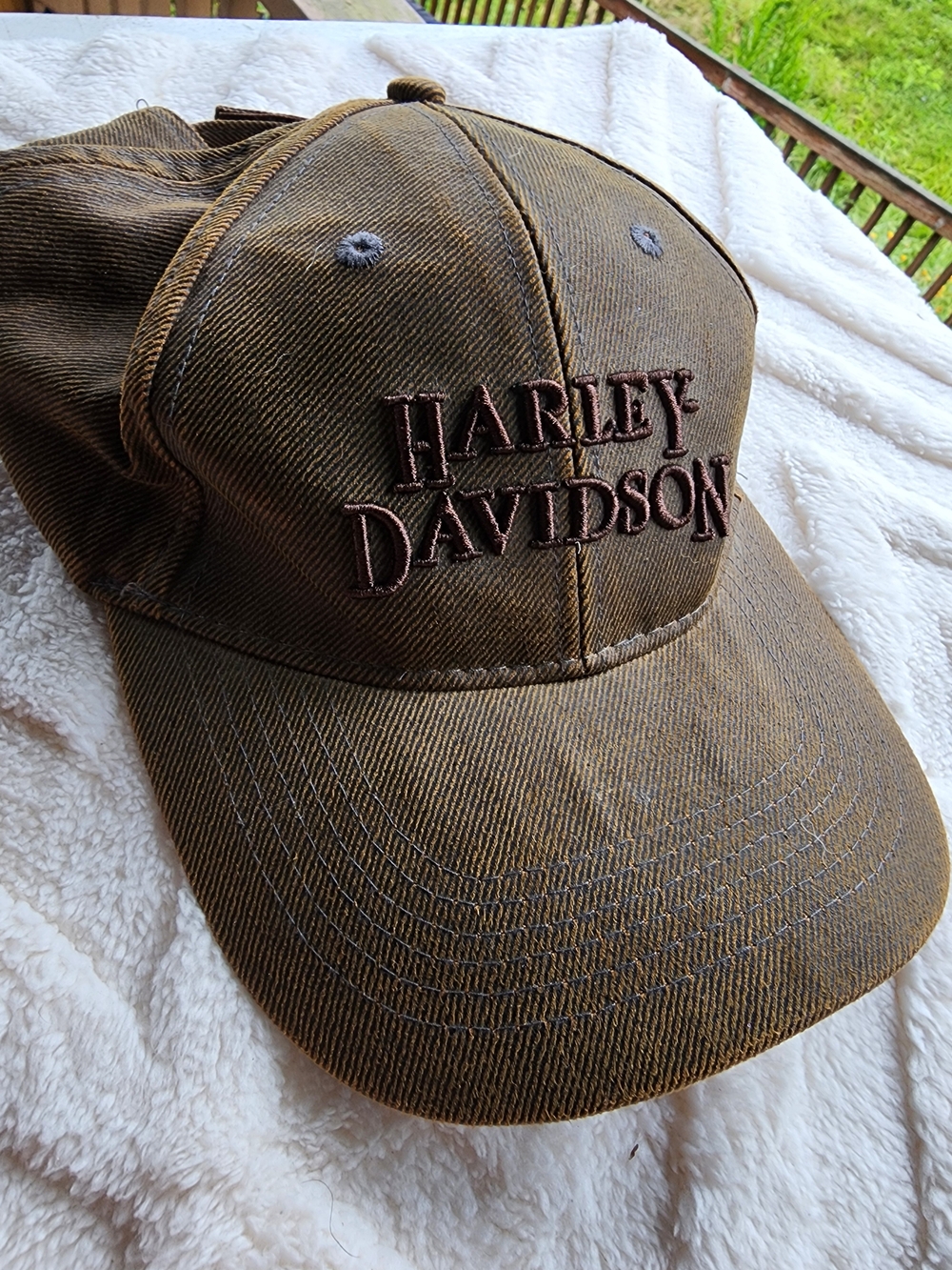 Harley-Davidson Brown Corduroy Baseball Cap with Embroidered Logo